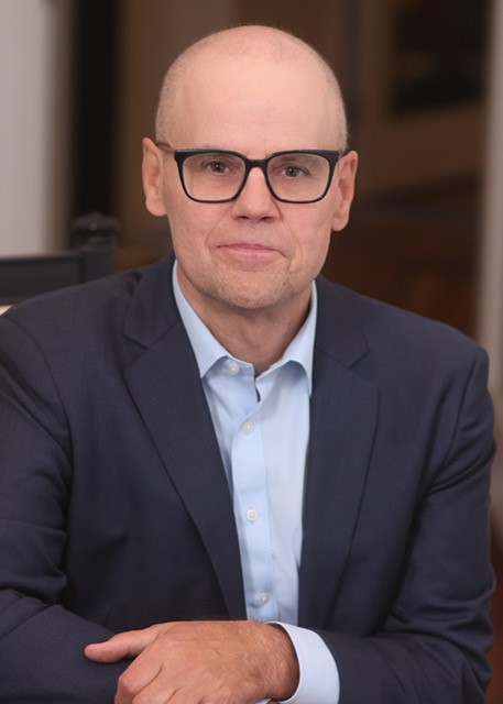 HEAD SHOT